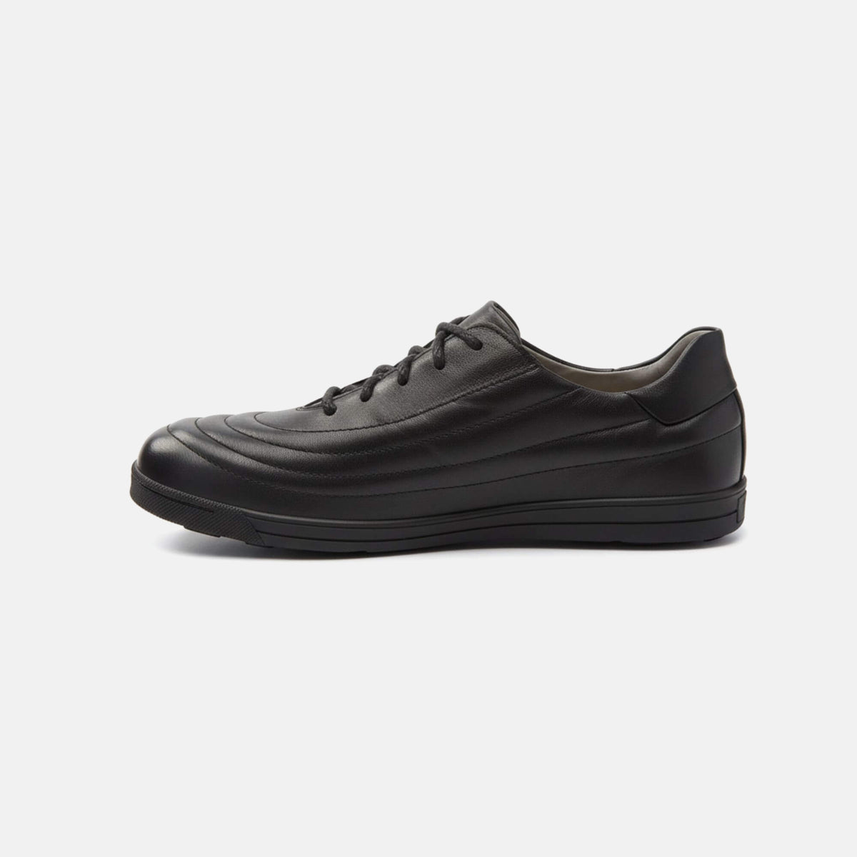 BAER OMN6 gallery 3056100_damen-schnuerschuh-harper-in-schwarz_f.jpg